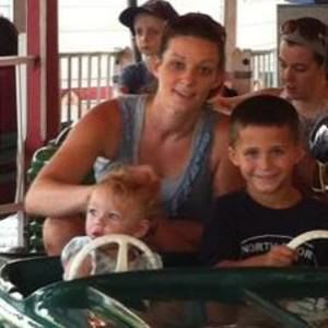 Meet your Posher, Jillian