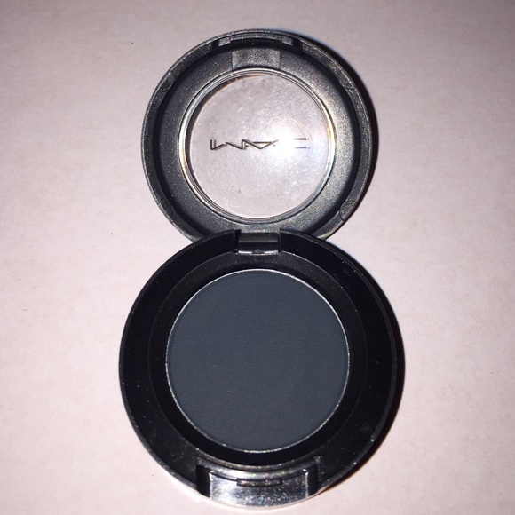 💯 AUTHENTIC MAC EYESHADOW