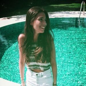 Meet your Posher, Cansu