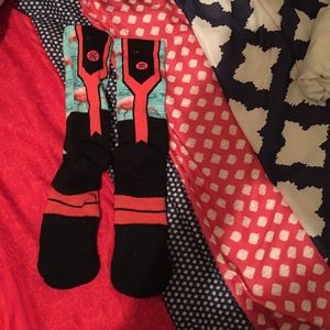 Flamingo stance socks
