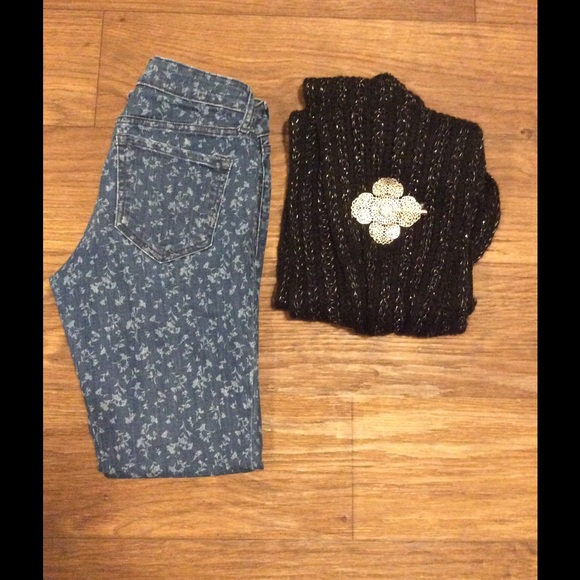 Old Navy Denim - Old Navy. Size 4. Skinny Jeans 💫