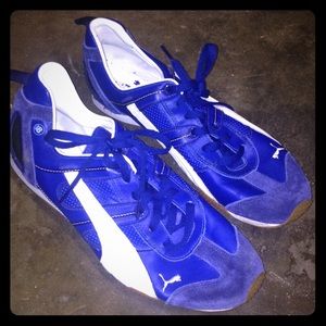 Blue suede leather Pumas sz 10 1/2 men's
