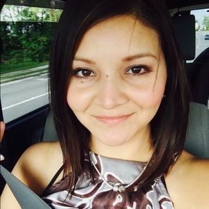 Meet your Posher, Violet