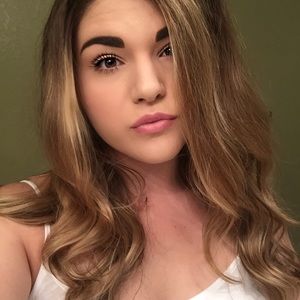 Meet your Posher, Breanna