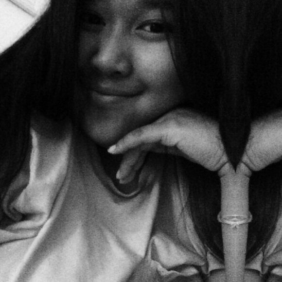 Meet your Posher, Nitiya