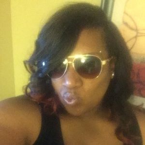 Meet your Posher, Raymonda