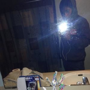 Meet your Posher, Gregory