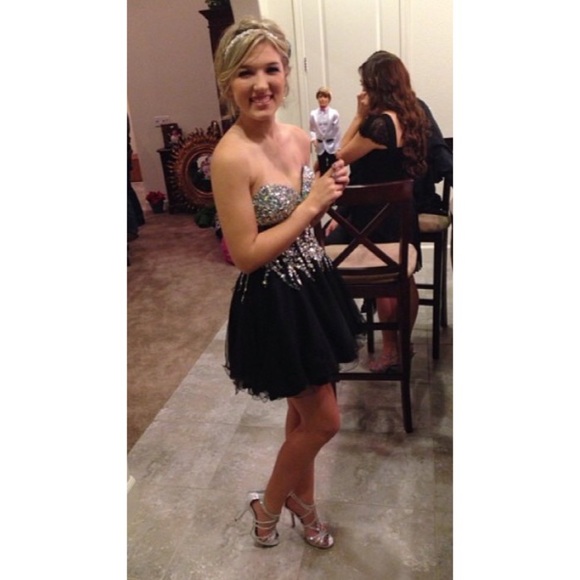 DAVE & JOHN FORMAL DRESS