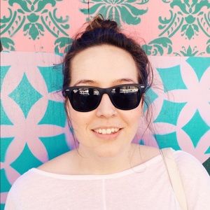 Meet your Posher, Nicole