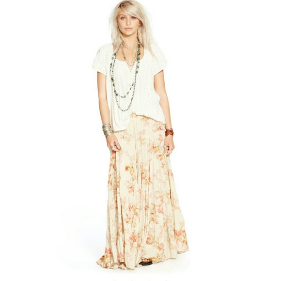 Ralph Lauren floral print tiered maxi skirt - Picture 2 of 4