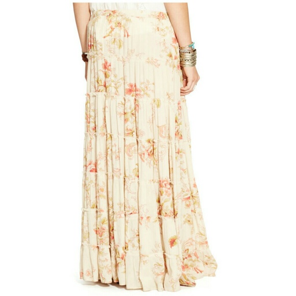 Ralph Lauren floral print tiered maxi skirt - Picture 3 of 4