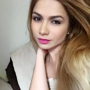 Meet your Posher, Alma