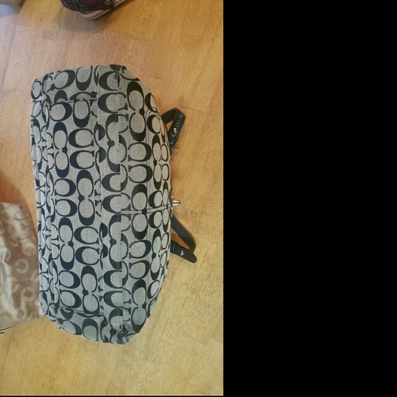 Coach signature collection - Picture 3 of 3