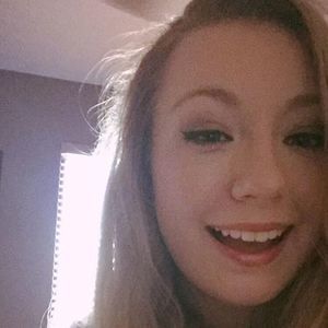 Meet your Posher, Cassie