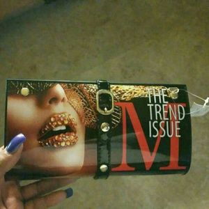 Magazine purse