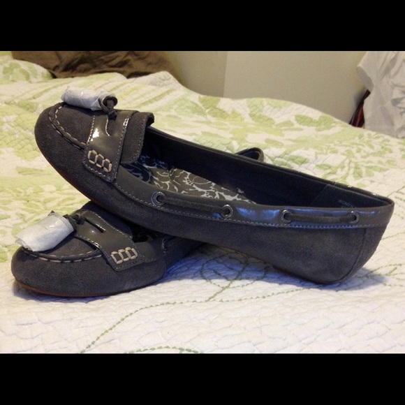 NWT Sperry charcoal grey suede loafers, size 8