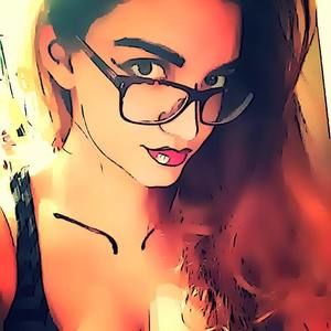 Meet your Posher, Leah