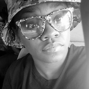 Meet your Posher, Candy