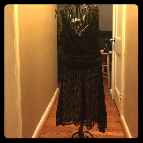 2 piece Max Studio outfit