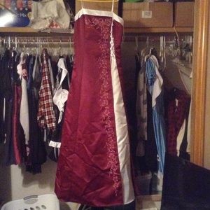 Red prom dress size XS in great condition!