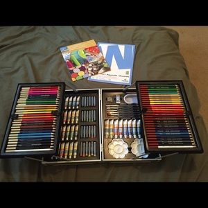 ⭐️HUGE ART KIT!⭐️