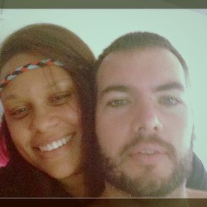 Meet your Posher, Taya