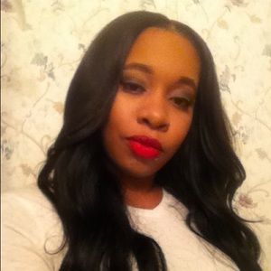 Meet your Posher, Jasmine