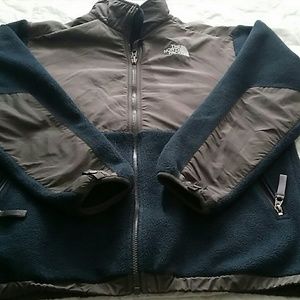 Boys (Kids) North Face jacket sz XL