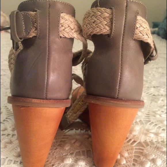 Dolce Vita wedge sandals - Picture 3 of 3