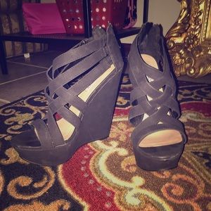 Black Steve Madden Xcess