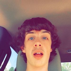 Meet your Posher, Chase