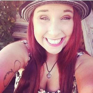 Meet your Posher, Chelsie