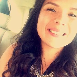 Meet your Posher, Leticia