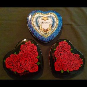 Lot of 3 Brighton tins