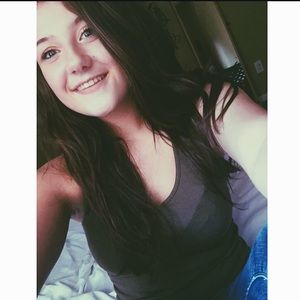 Meet your Posher, Alexandra