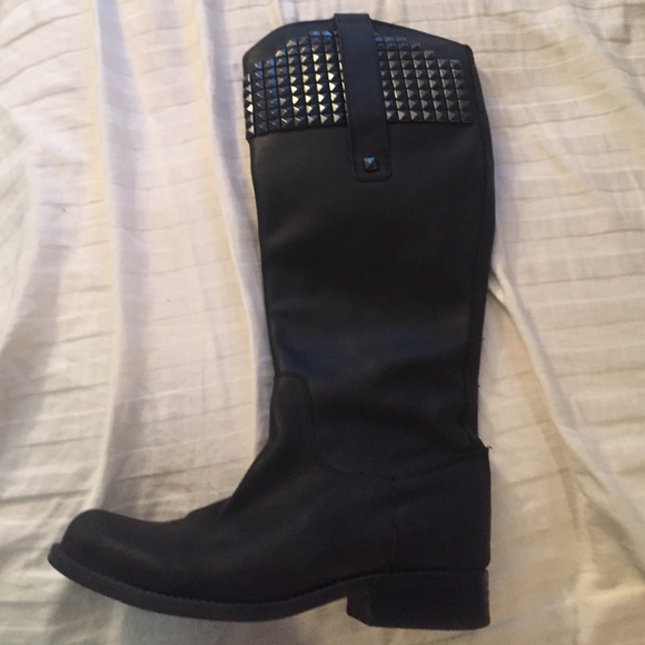 Steve Madden boots