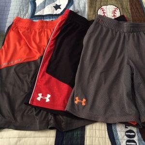Boys UA youth large shorts