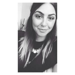 Meet your Posher, Alexis