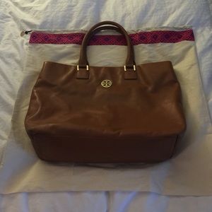 Tory Burch purse and dust bag