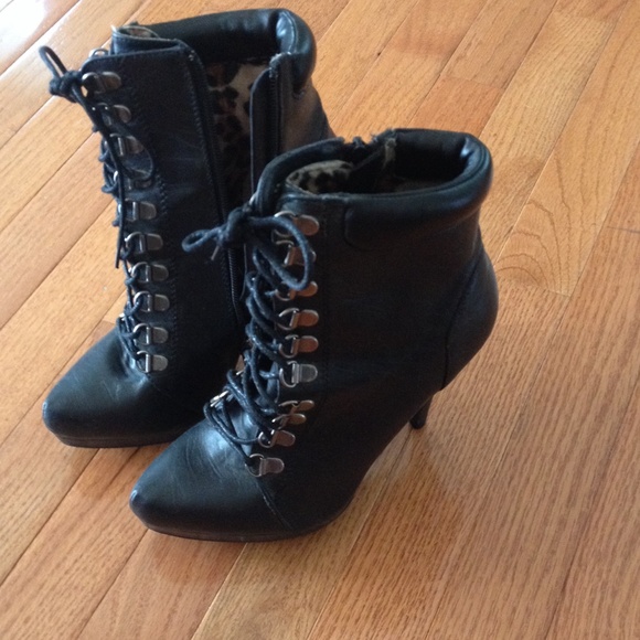 Black boots
