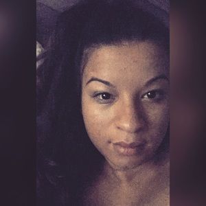 Meet your Posher, Joy