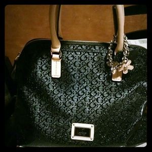 GUESS PURSE