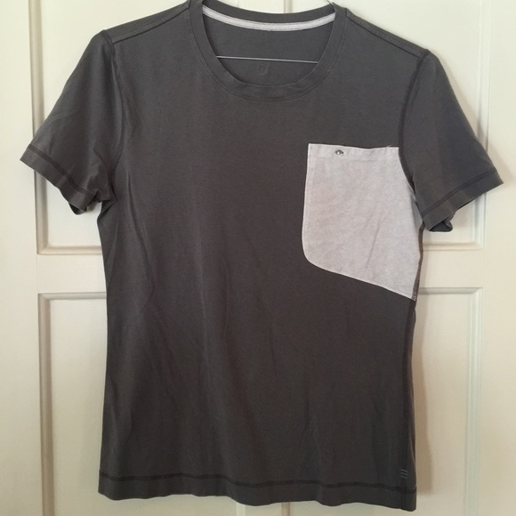 Lululemon men's t shirt