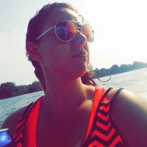 Meet your Posher, Elyse