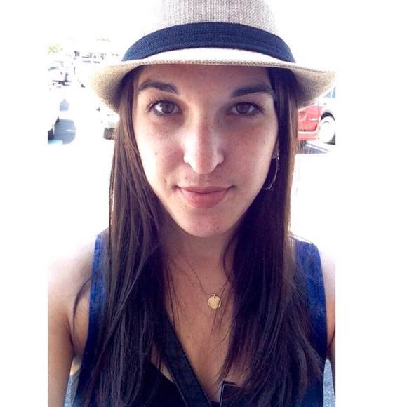 Meet your Posher, Molly