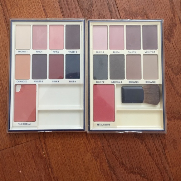 Estée Lauder eye shadows & blushes