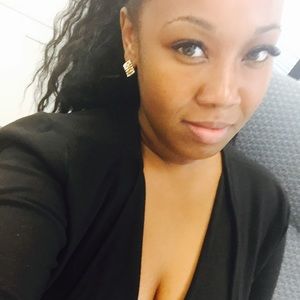 Meet your Posher, Shari