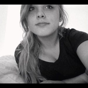 Meet your Posher, Ariana