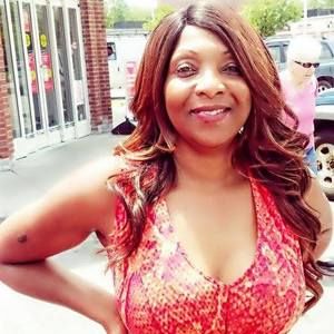 Meet your Posher, Rena-gatlin