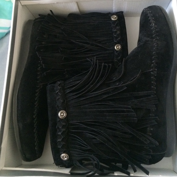 FRINGED BOOTS ‼️